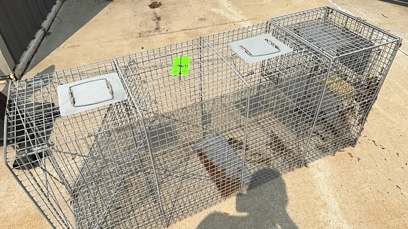 Large animal cage