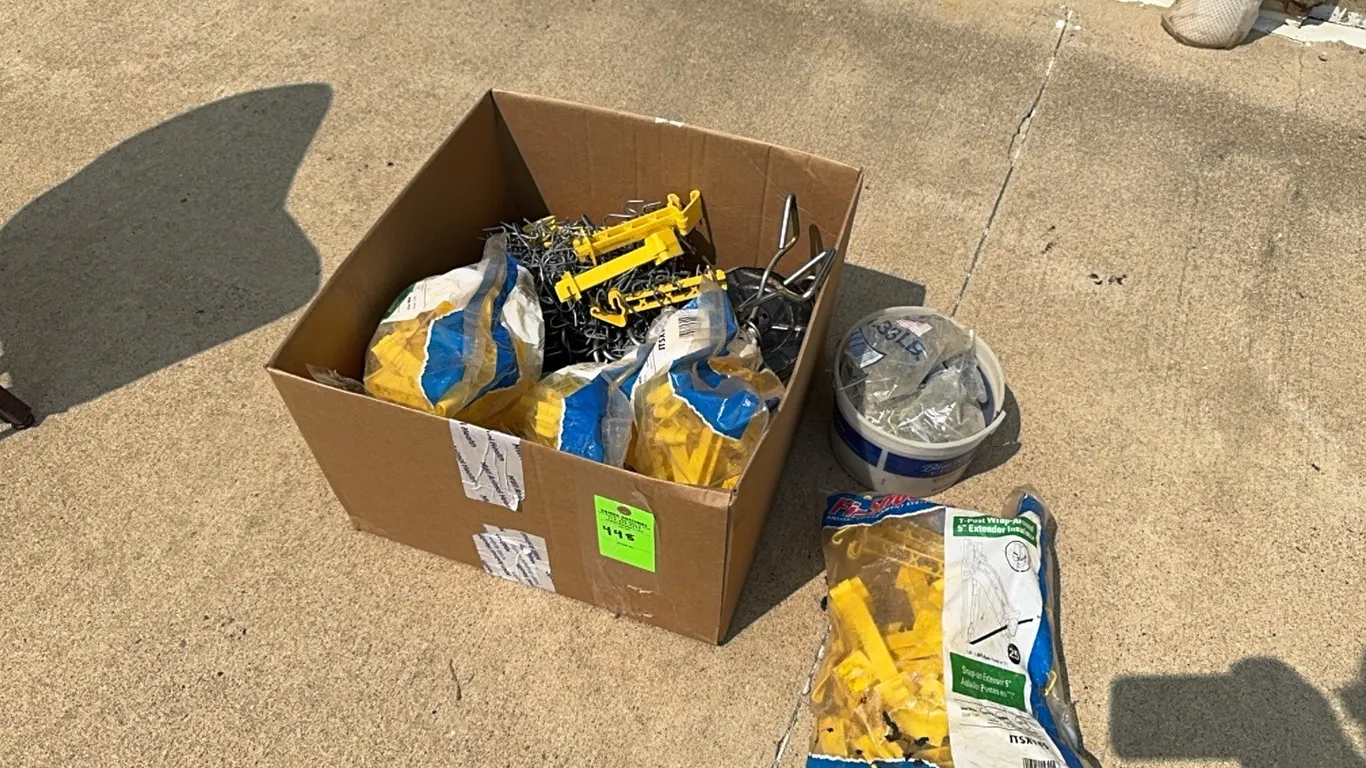 Electric fence supplies