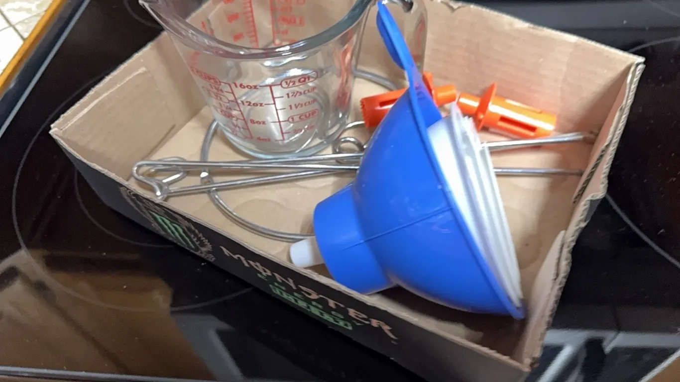 Measure cup, funnels