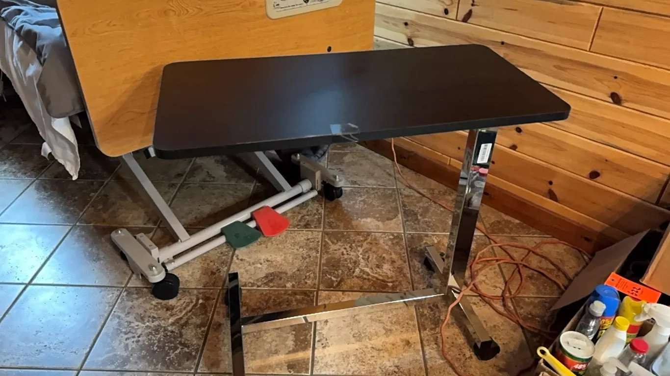 Overbed table