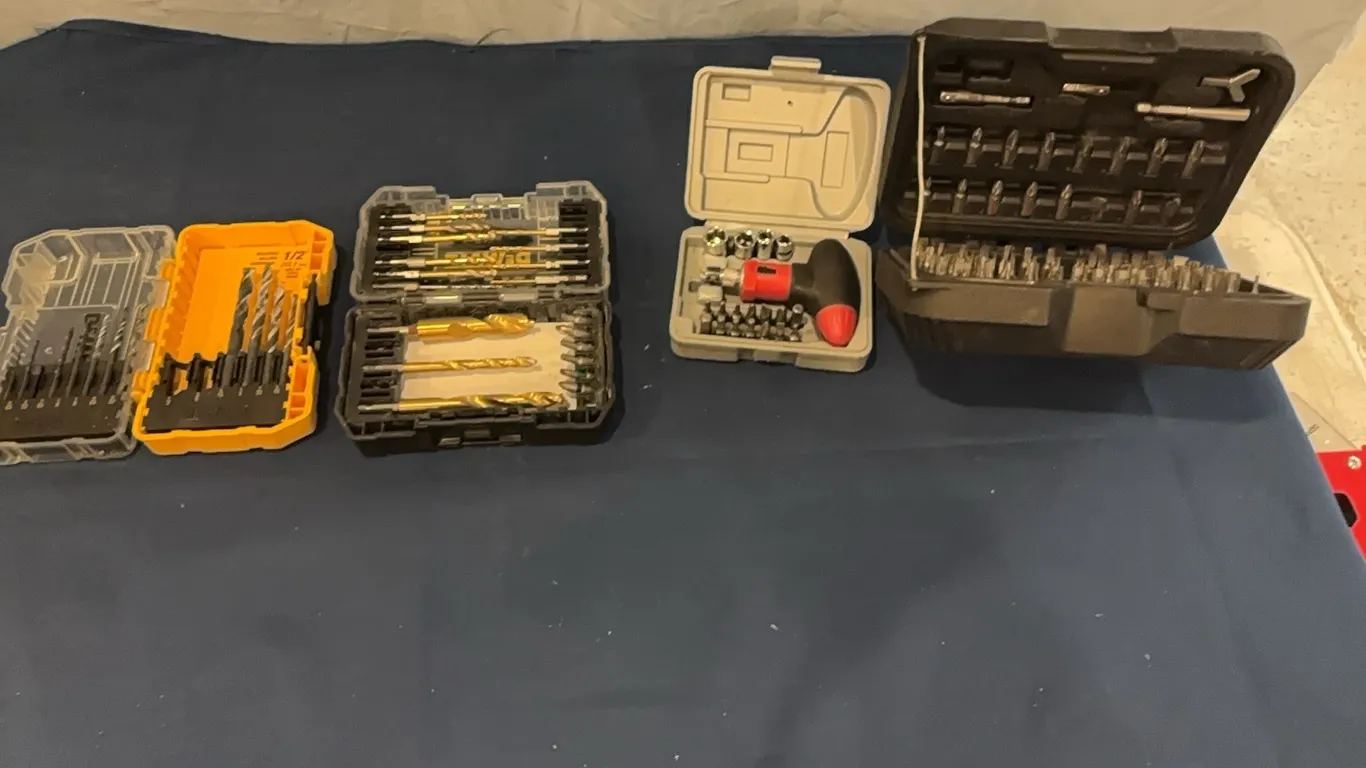 Drill bits and sockets