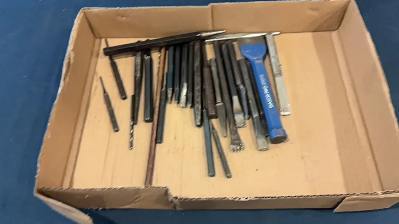Chisel set