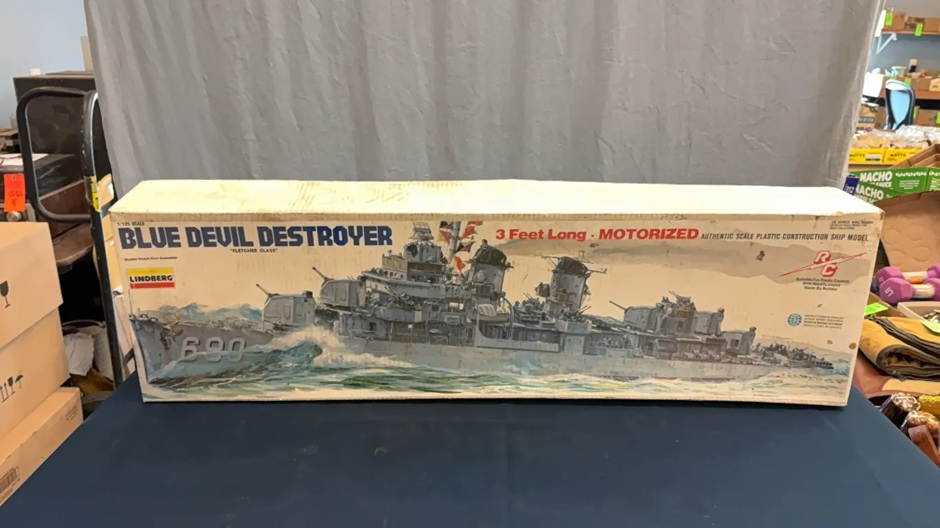 1/125 Blue Devil Destroyer Model Kit