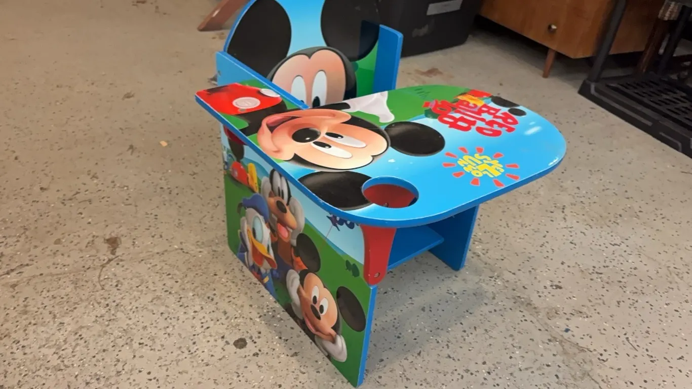 Mickey Mouse Kids Desk