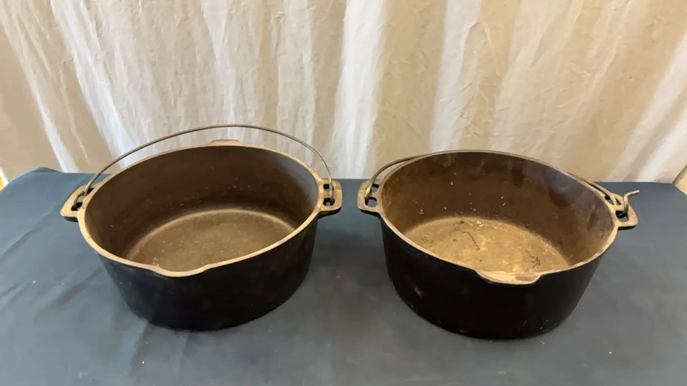 Cast Iron Dutch Ovens