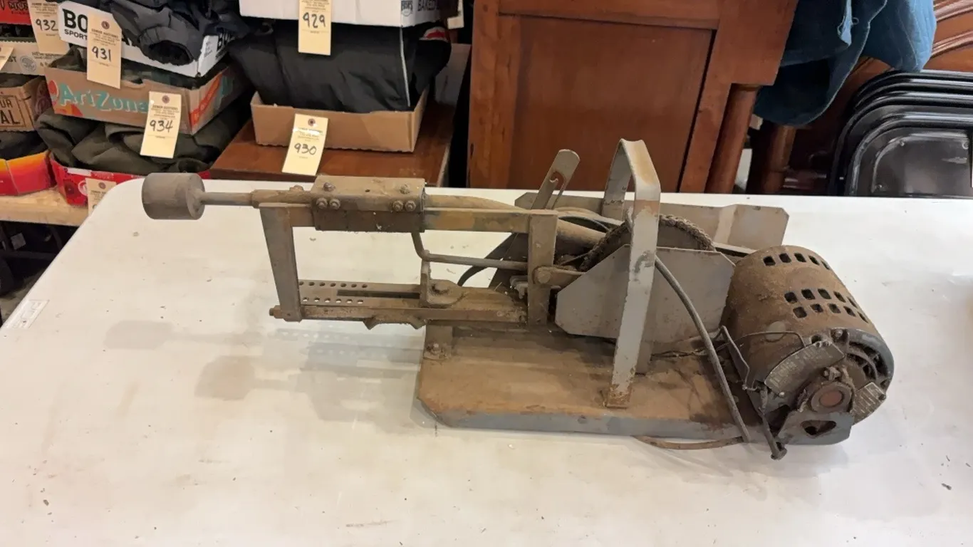 Antique Power Hacksaw