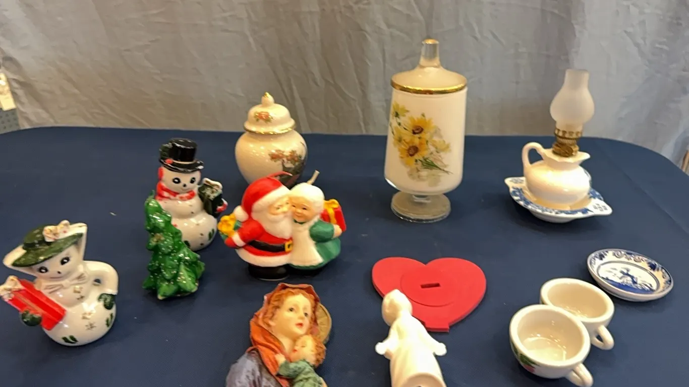 Misc decor
