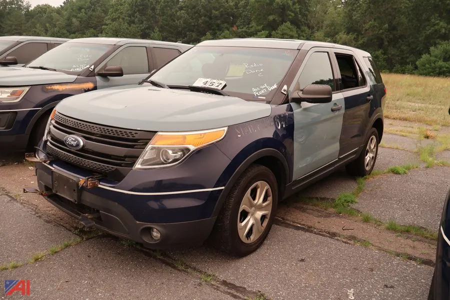 2015 Ford Explorer SUV (0647)