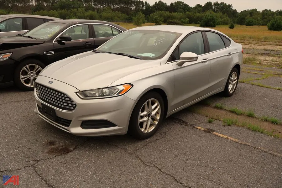2016 Ford Fusion Sedan (3289)
