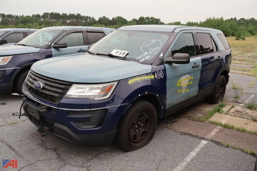 2019 Ford Explorer SUV (0490)