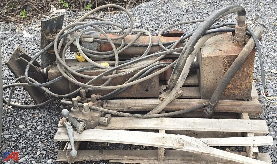 Large Lot of Tank and Industrial Hydraulic Hoses/Pump/Control Valves