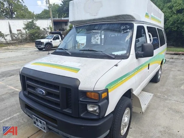 2008 Ford E-350 Van