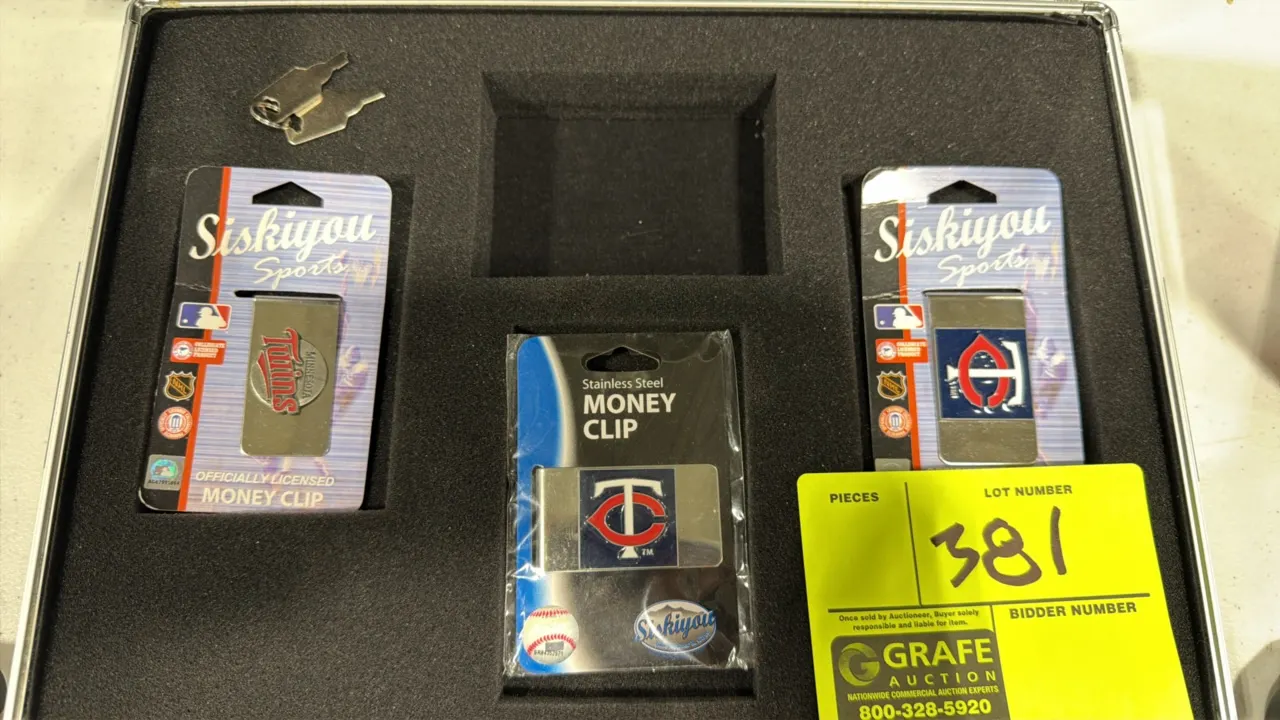 A 2019 Panini Flawless Basketball Collegiate Aluminum Briefcase. (Panini, 2019) Features a foam-lined interior, (2) keys, and (3) packaged Siskiyou Sp