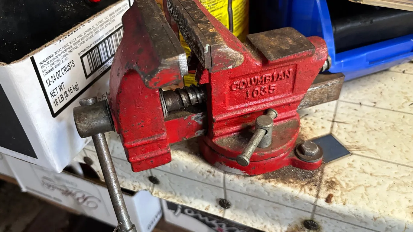 3-1/2" Bench Vise