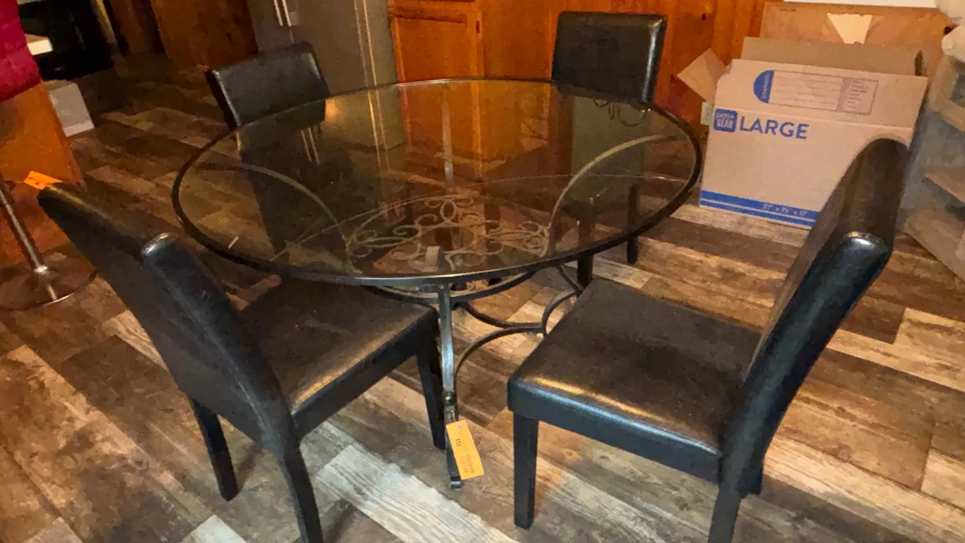 Kitchen Table and Chairs