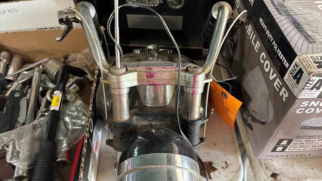 Harley Davidson Radio with Sign