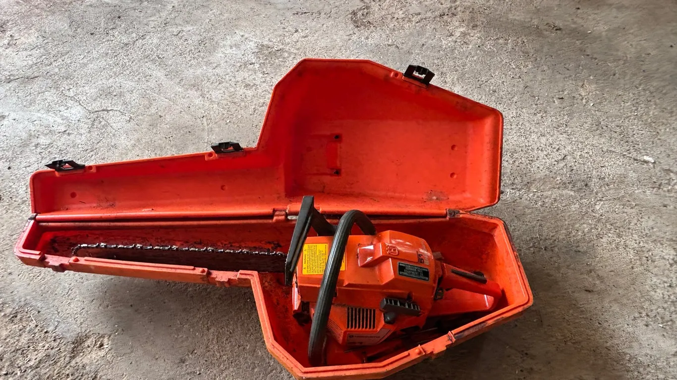 Husqvarna Chainsaw