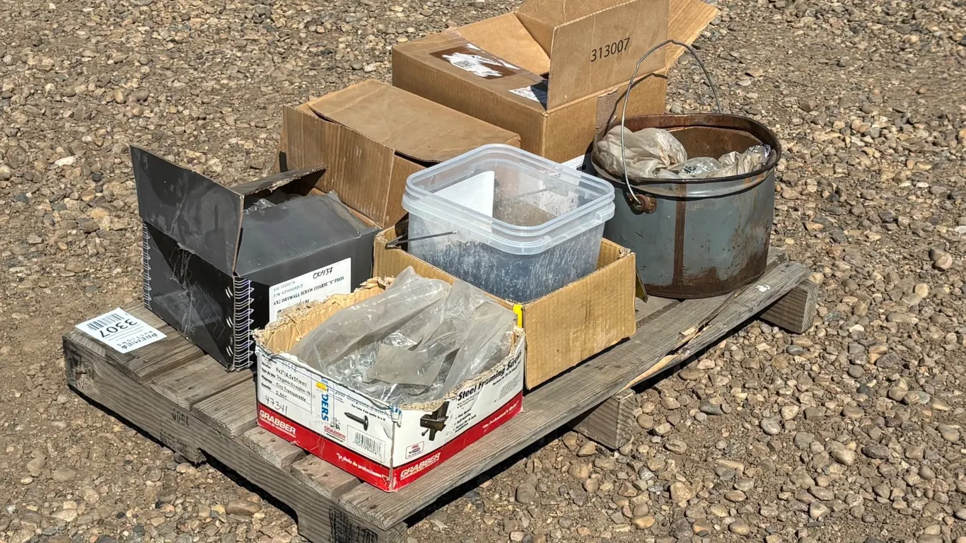Qty of Drywall Screws