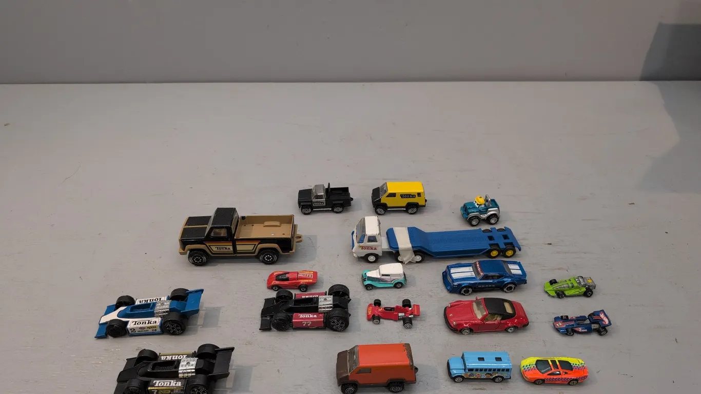 TOY CARS