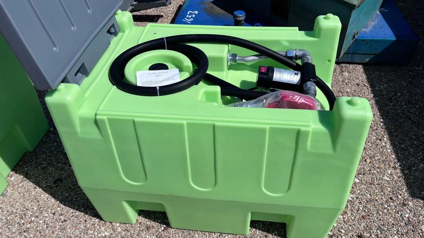 TECSPACE 58 GALLON PORTABLE GASOLINE TANK WITH ELECTRIC FUEL TRANSFER PUMP