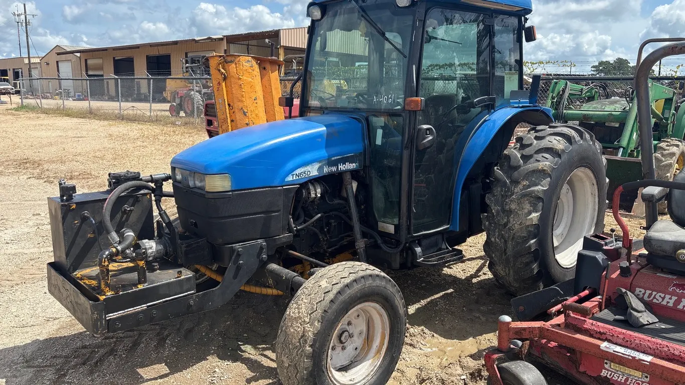 NEW HOLLAND TN65D | FOR PARTS/REPAIRS
