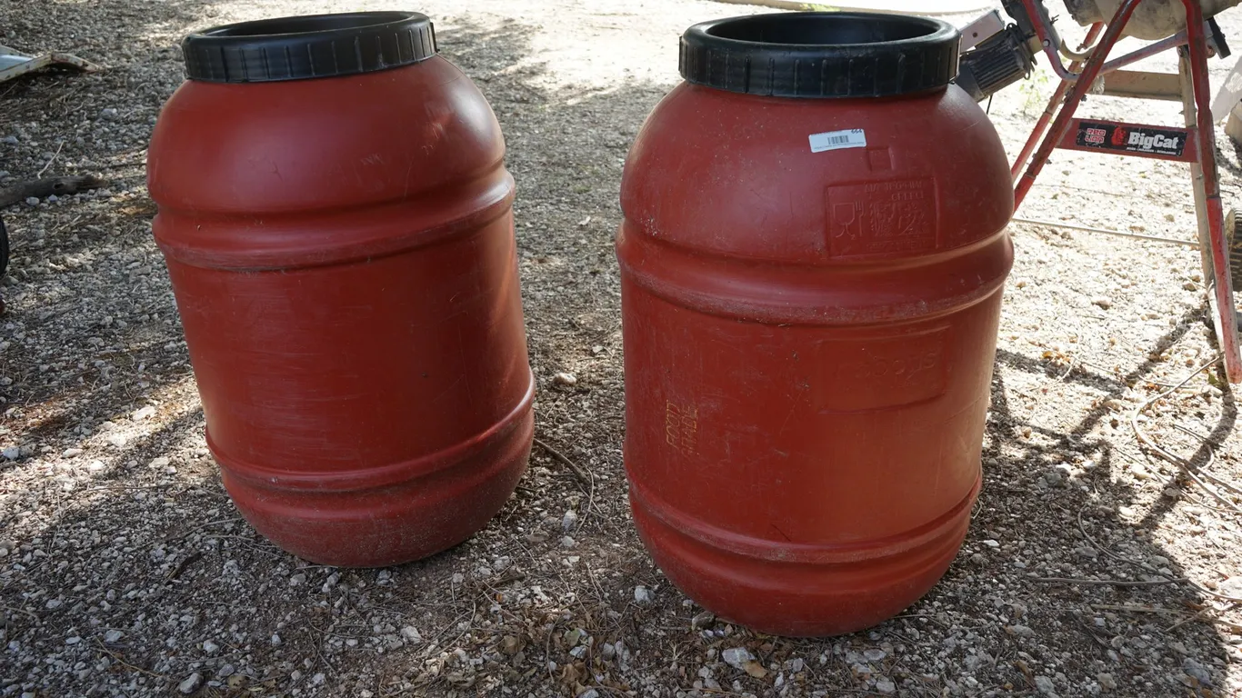 Robot's Food Grade Plastic Barrel (2)