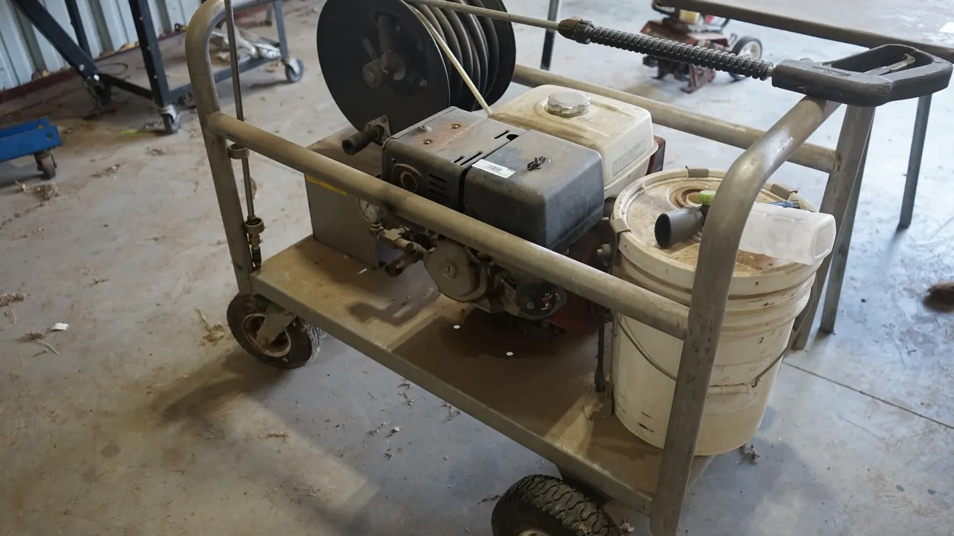 Rolling Pressure Washer