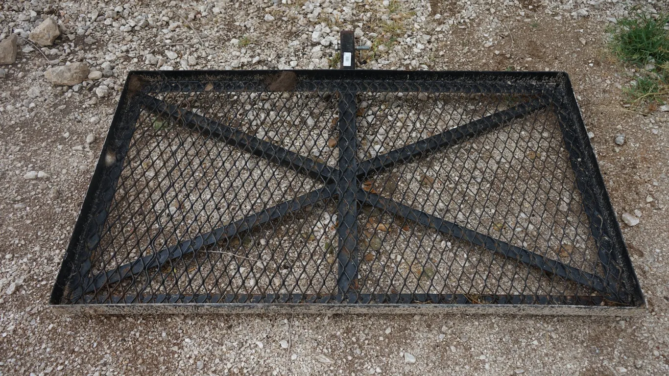 Hitch Mounted Cargo Carrier