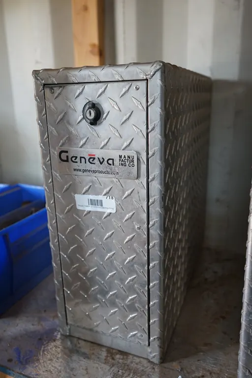 Geneva 5 Drawer Metal Truck Tool Box