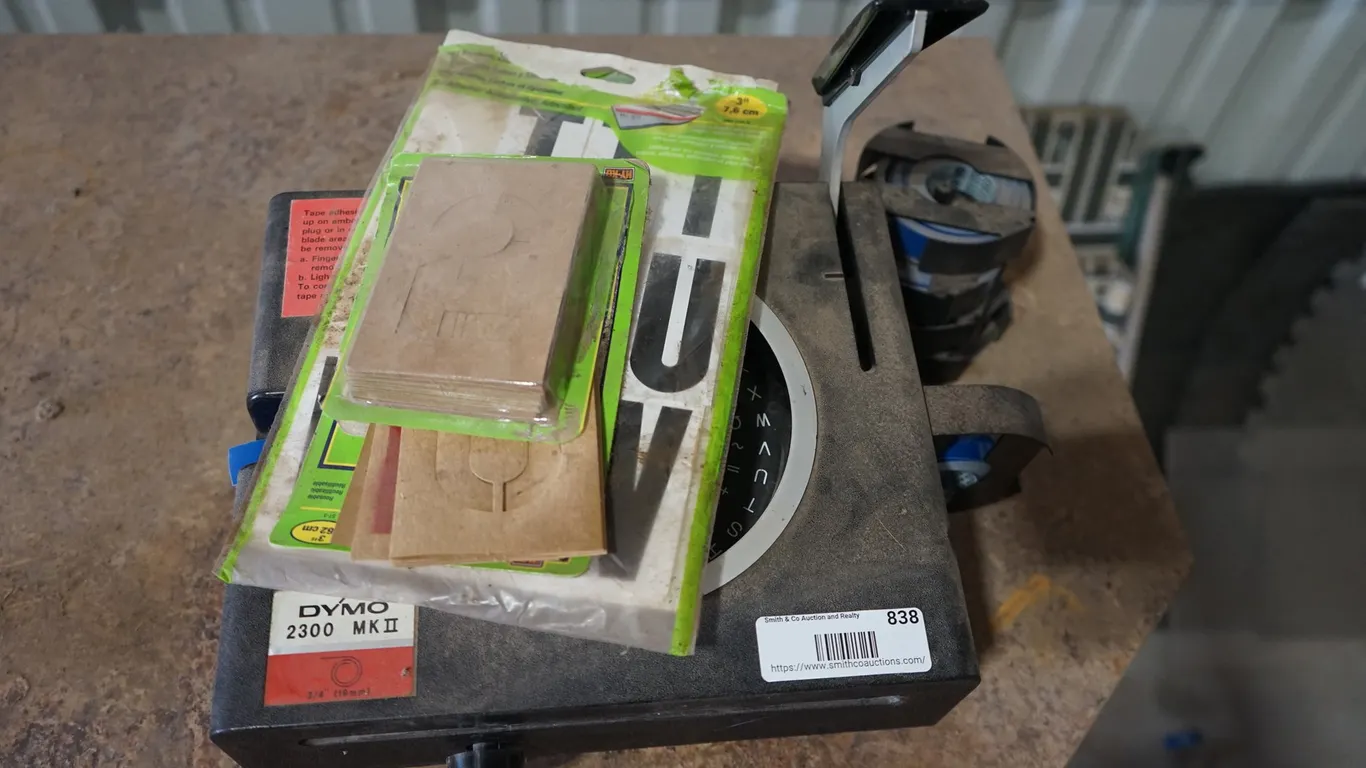 Dymo 2300 MKII Label Maker