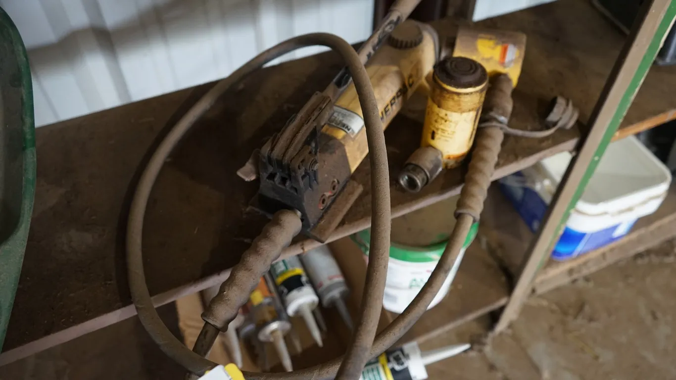 Enerpac P142 Hydraulic Jack Lift