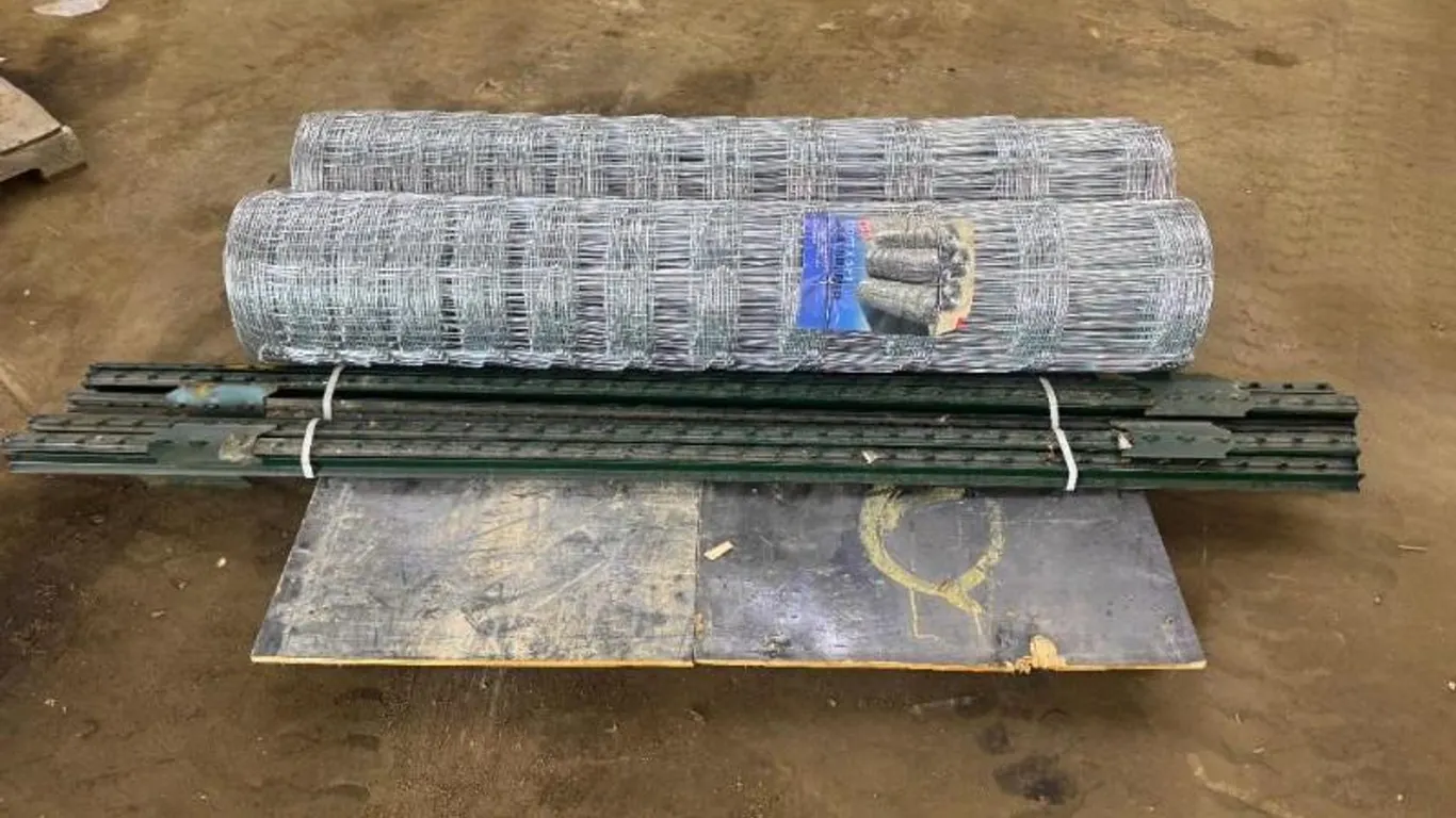 NEW! (2) ROLLS OF HEAVY DUTY 5FT X 330 FT FIELD FENCE AND (10) 7FT STEEL FENCE POSTS