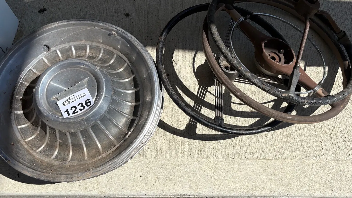 Lot 1236