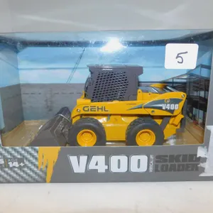 1/25 V400 VERTICAL LIFT SKID LOADER (GEHL)