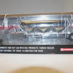 1/64 LE FEBRVE T880 W/PNEUMATIC TANKER, NIB, 2017