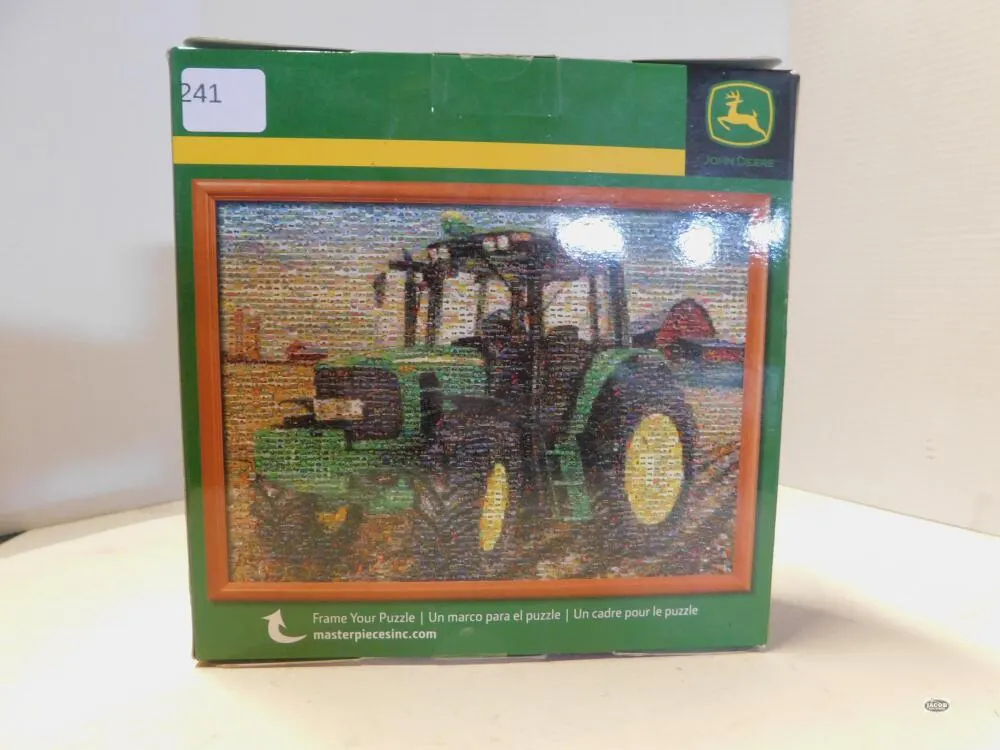 1/16 JOHN DEERE 1000 PC PUZZLE, NIB