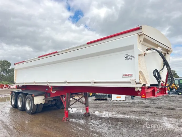 2022 Bruce Rock 8.5 m Tri/A Side Dump Trailer