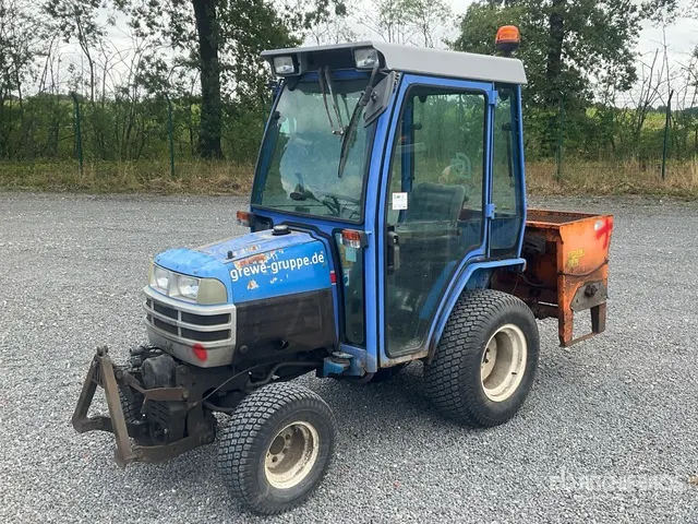 2003 Iseki 2115 4WD Utility Tractor