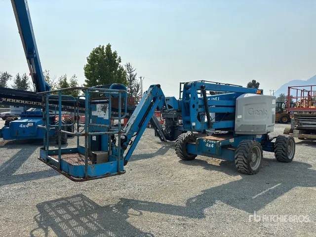 2016 Genie Z45/25JRT 4WD Dual Fuel Articulating Boom Lift