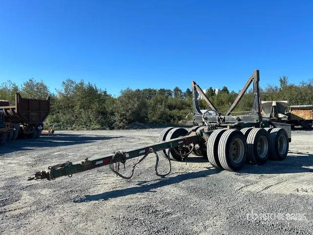 2000 Tri/A Pole Log Trailer