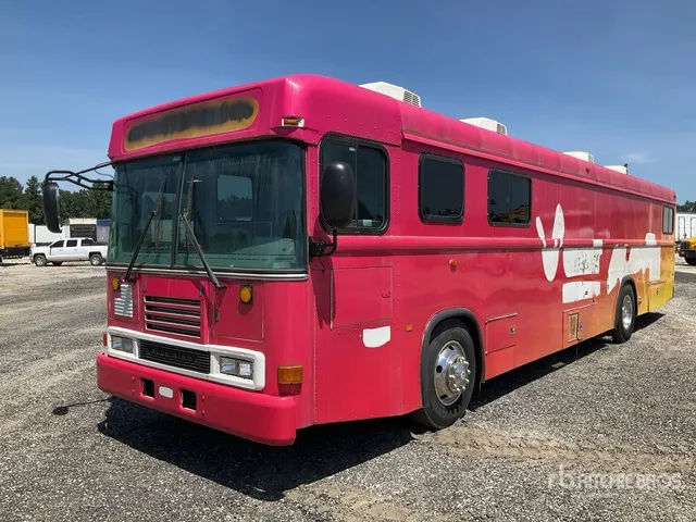 2007 BlueBird 4x2 Bloodmobile Bus