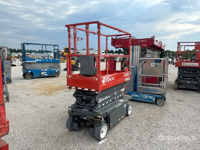 2022 Skyjack SJ3219 Electric Scissor Lift