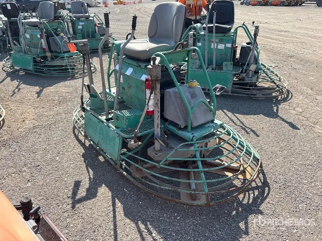 2007 Whiteman HHN34TVDTCSL5 Ride-On Power Trowel