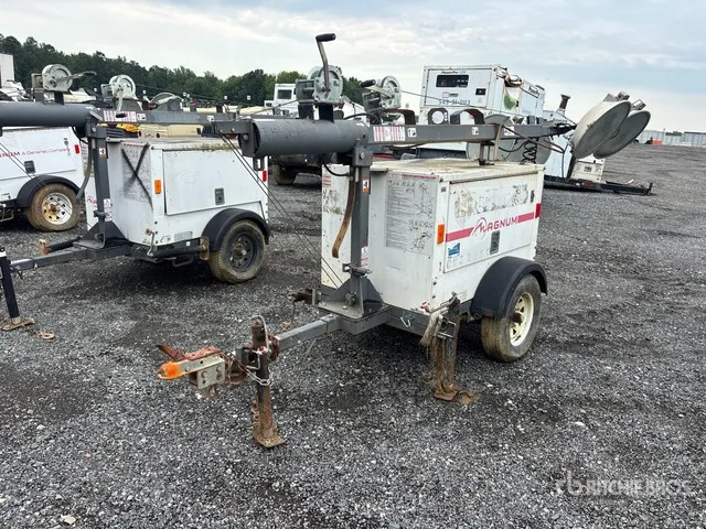 2012 Magnum MLT3060M Light Tower