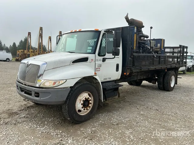 2006 International 4300 4x2 Jetter Truck