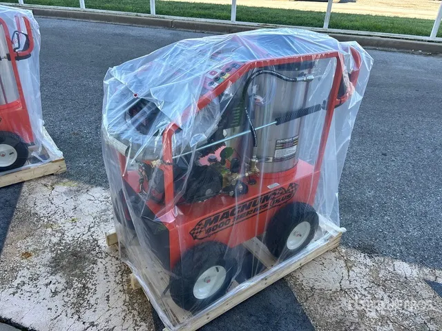 Easy-Kleen Magnum Plus Pressure Washer (Unused)