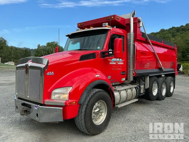 2020 Kenworth T880 8x4 Tri/A Dump Truck