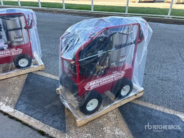 Easy-Kleen Magnum Gold Pressure Washer (Unused)