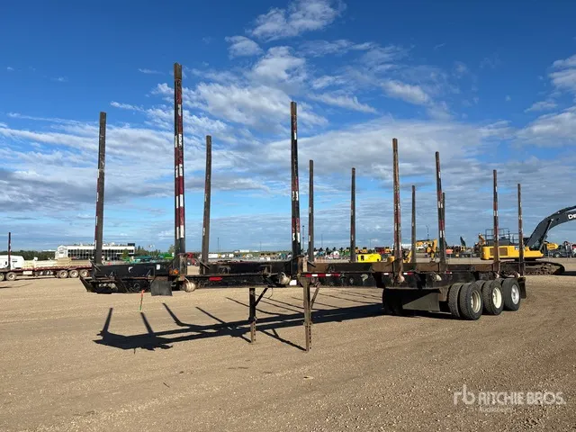 2003 Peerless SWSFW48603A 48 ft Tri/A Short Wood Log Trailer