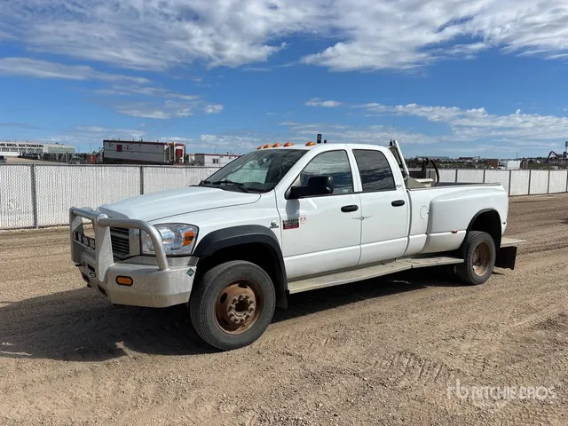 2008 Ram 5500 Laramie 4x4 Extended Cab Pickup